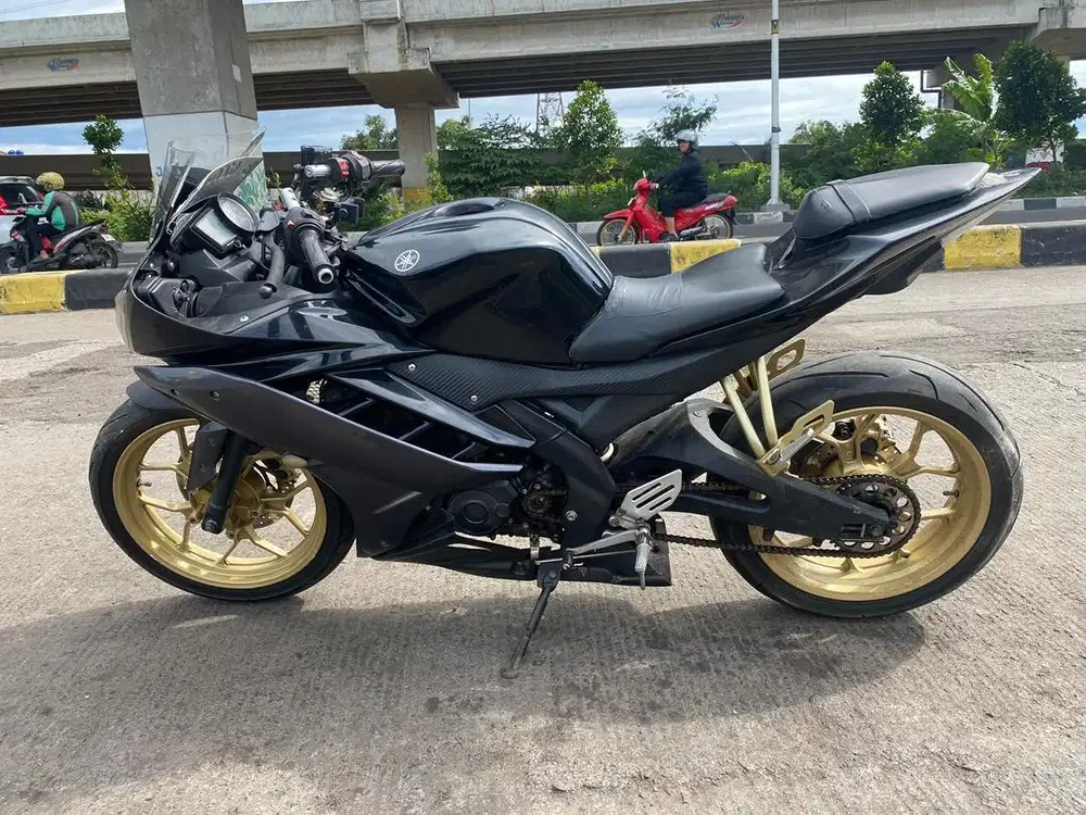 YAMAHA R15 Mesin Sehat Pajak Hidup