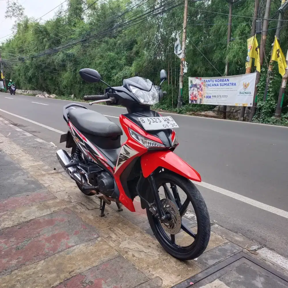 Honda Supra X double dist 2015 Orisinil Lengkap Bagus