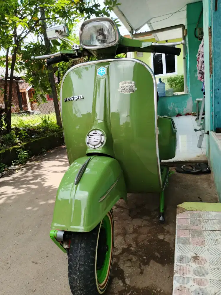 Vespa Super 1975 Istimewa