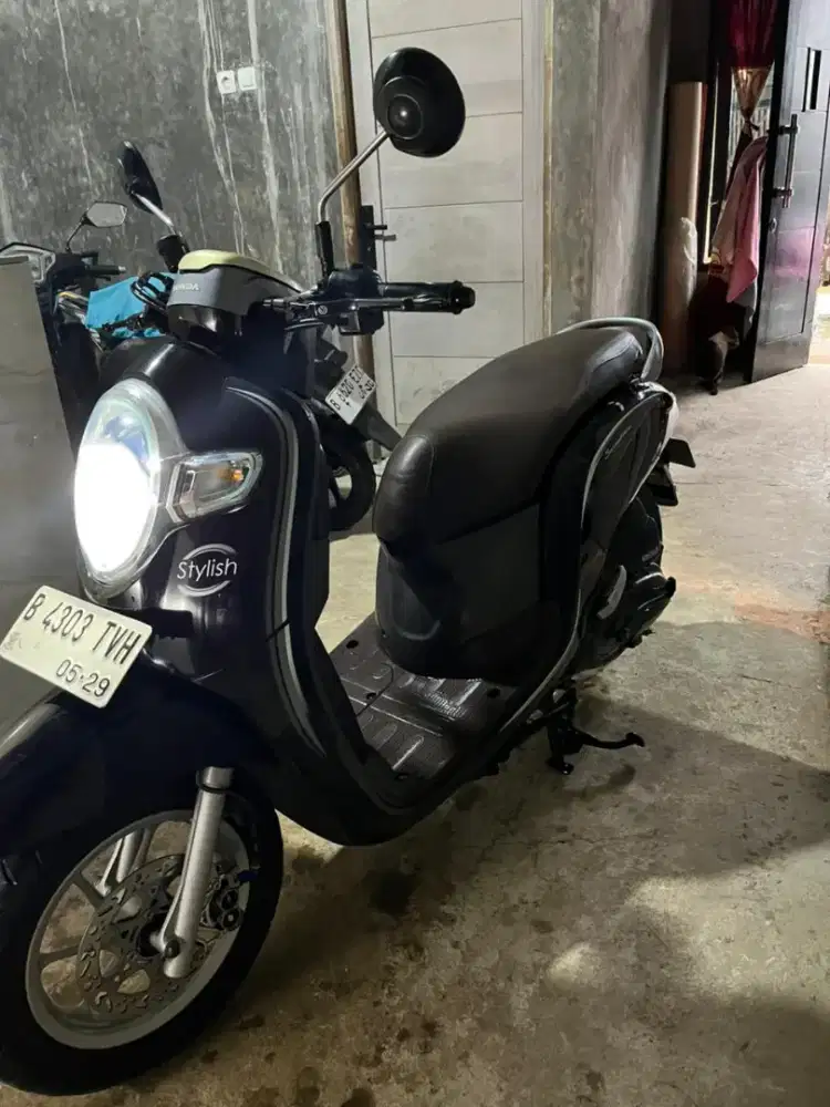 Jual cepat, scoopy donat tahun 2018.