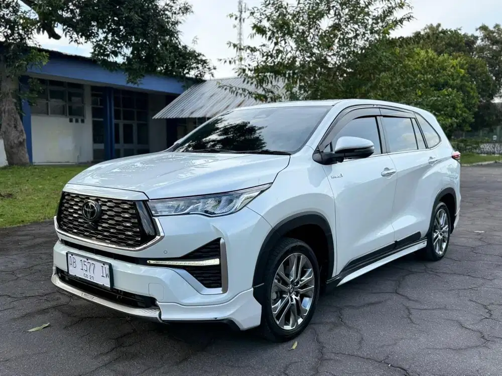 Zenix Q Hev Modelista 2023 Km25rb Istimewa