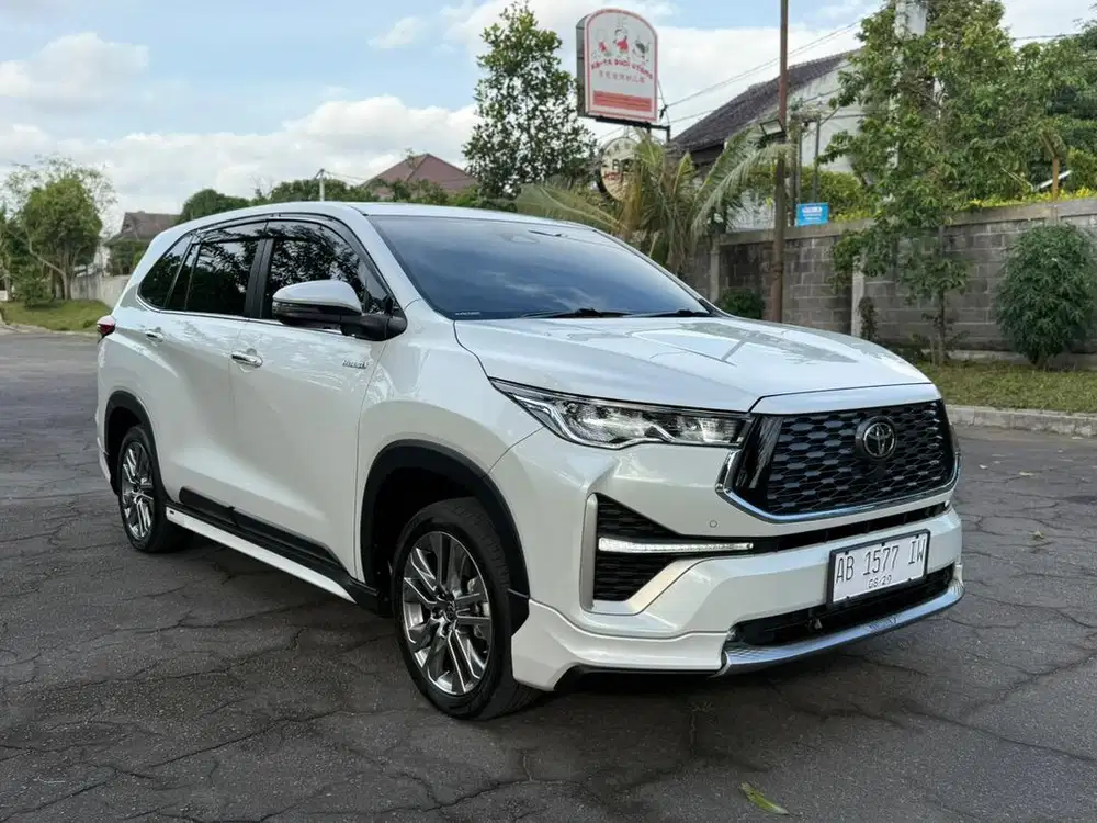 Zenix Q Hev Modelista 2023 Km25rb Istimewa