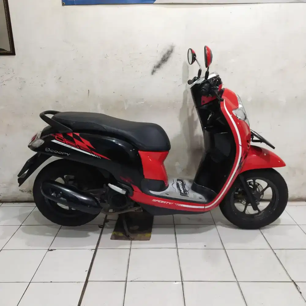 Honda Scoopy Donat 2018 Orisinil Gress Bagus