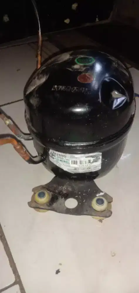 kompresor dispencer sharp tabung bawah