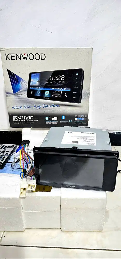 Head unit kenwood DDX 718WBT