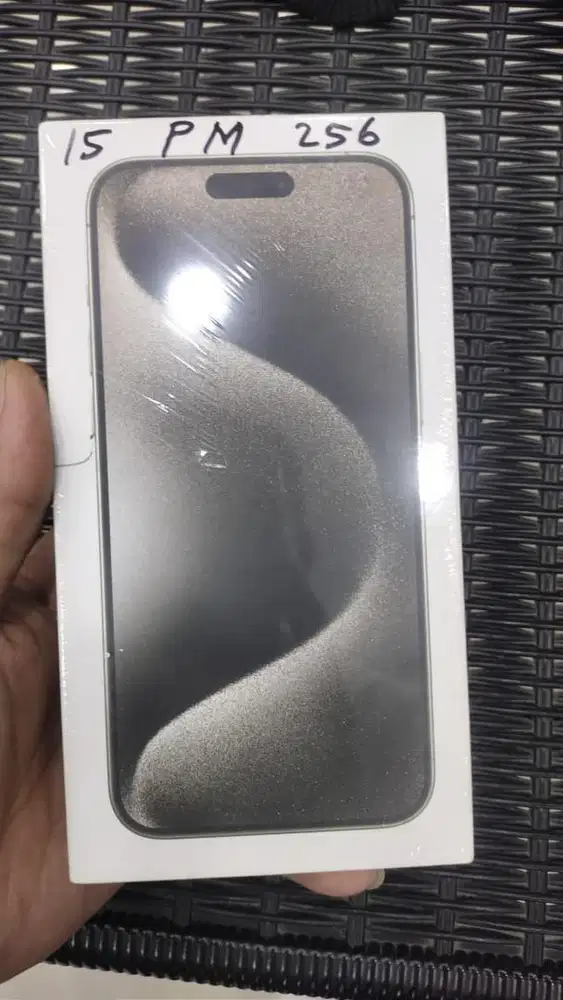 Iphone 15 pro max 256 ibox