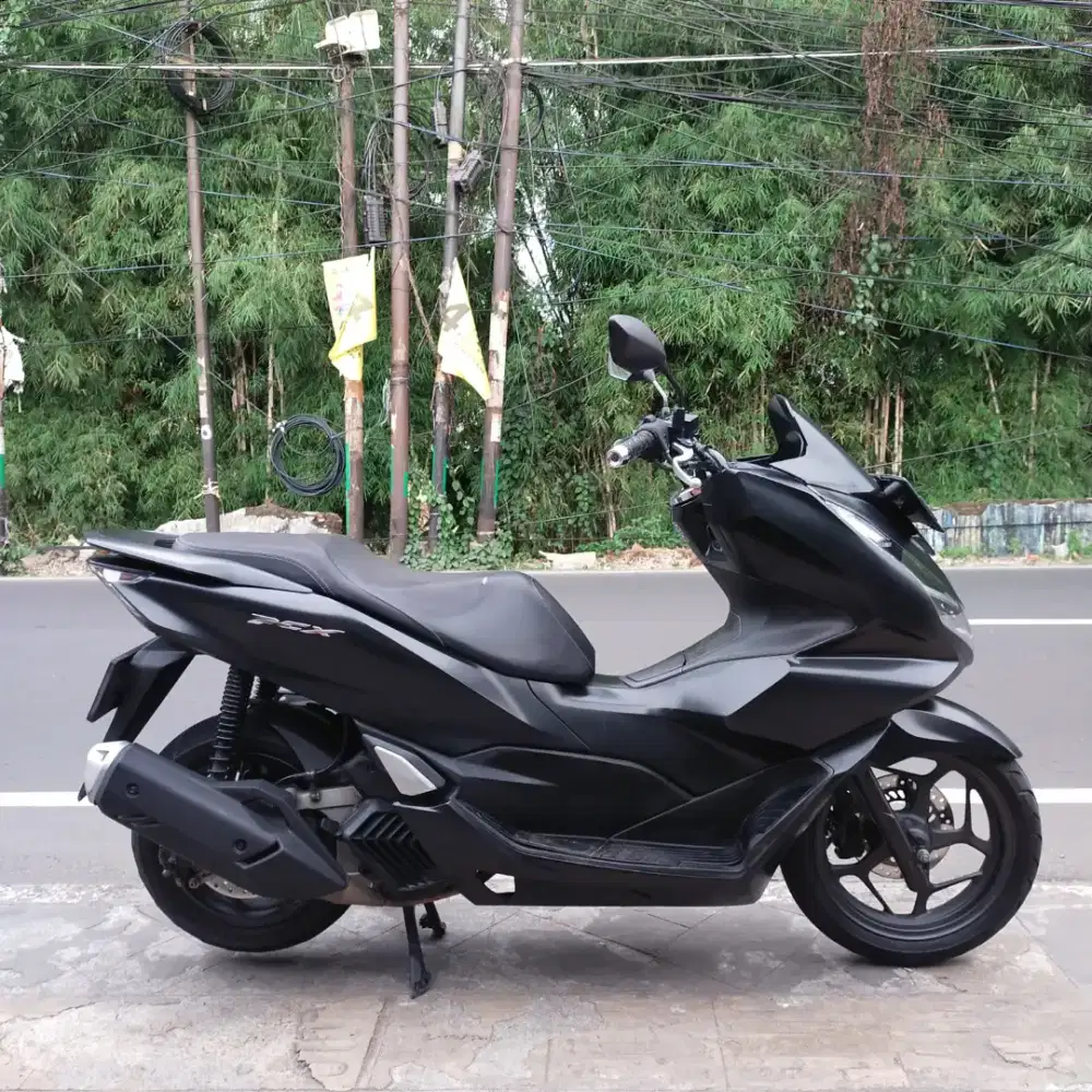 Honda PCX 160 Non ABS 2022 Orisinil Bagus lengkap