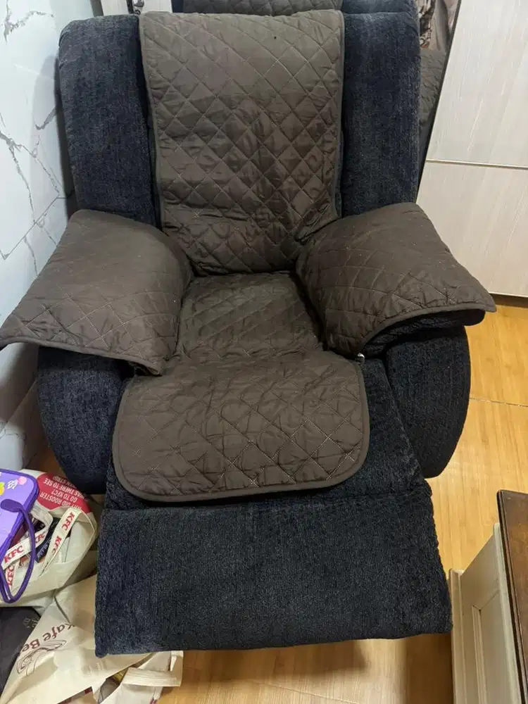 SOFA RECLINER KURSI GOYANG