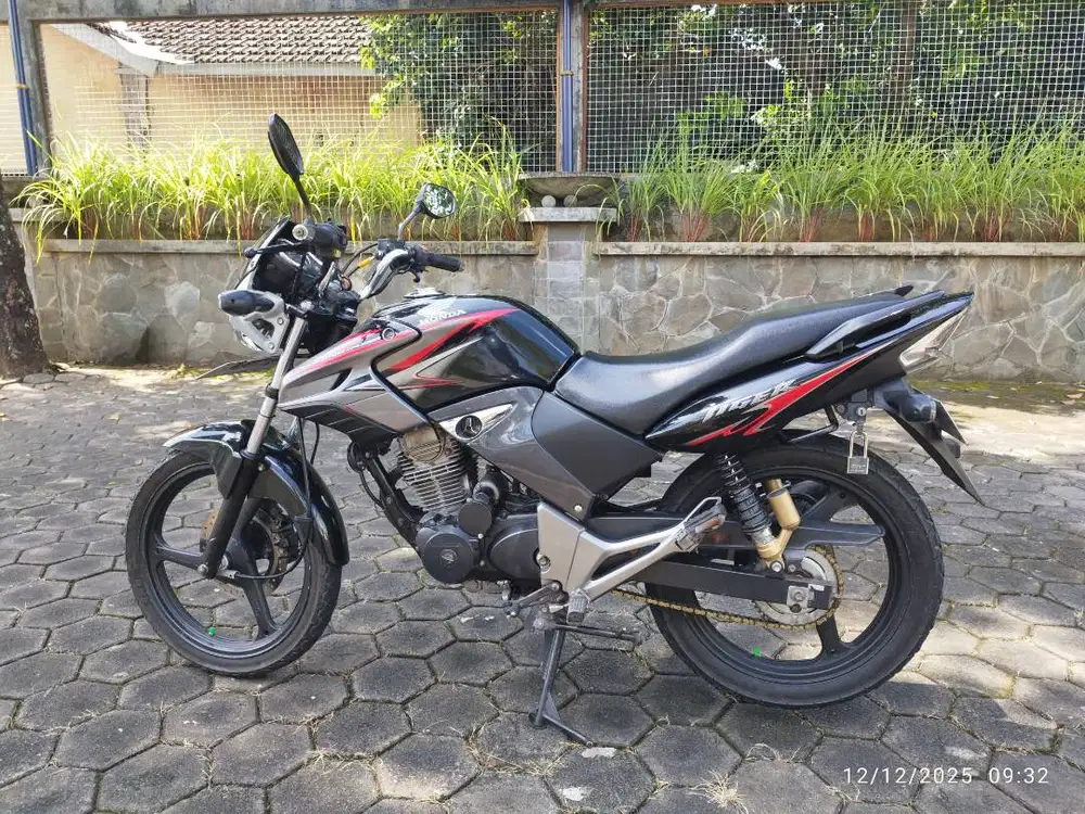Honda Tiger Revo 2013