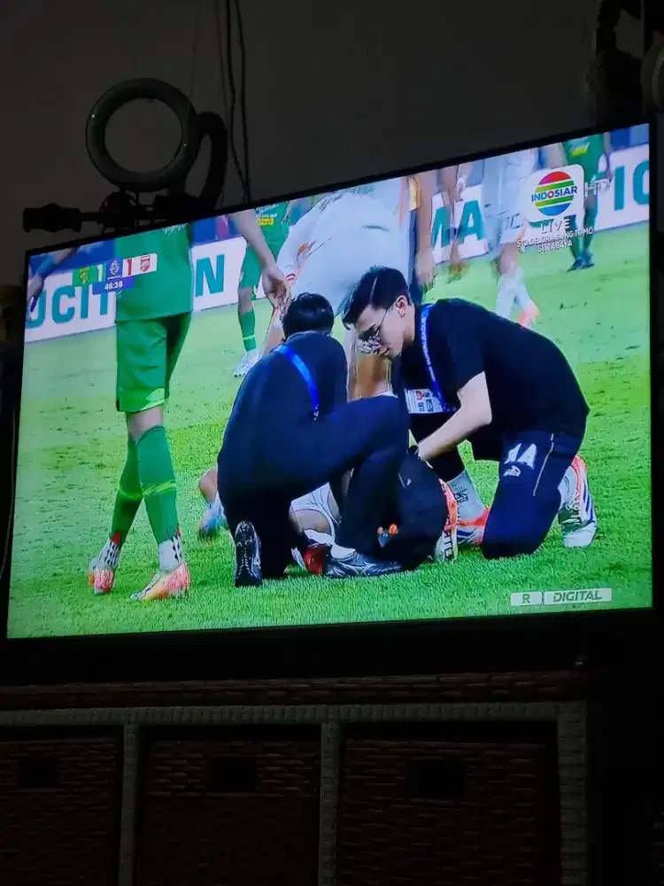 Tv LED coocaa 40 inc android 11