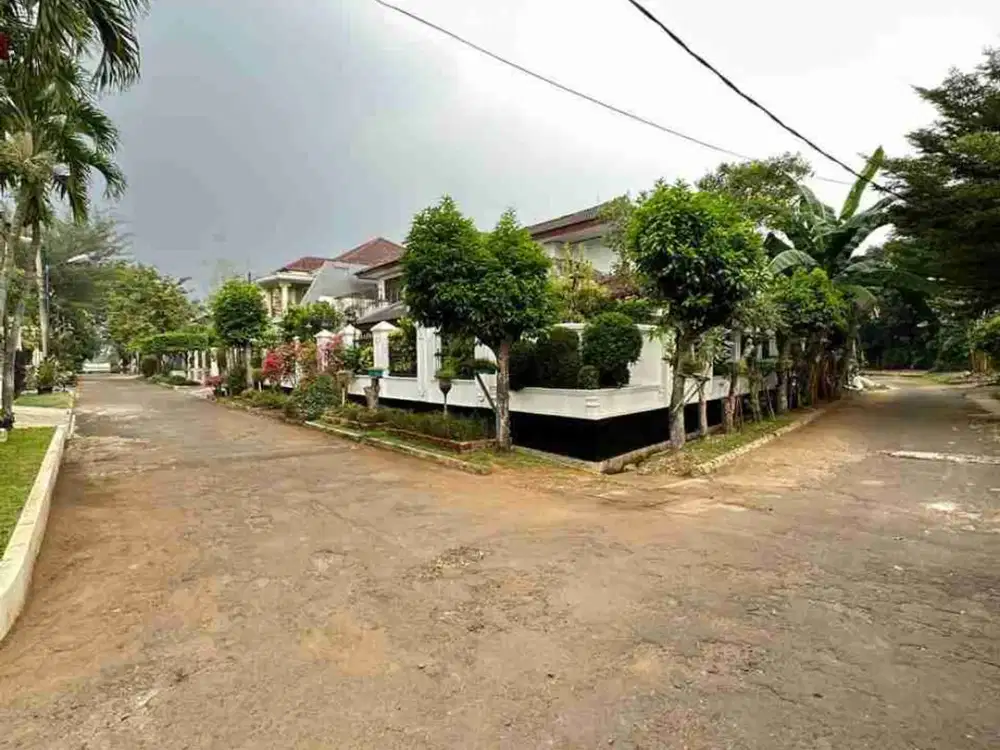 Rumah di kawasan mege Cinere Depok