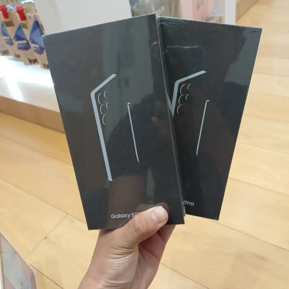 SAMSUNG GALAXY S25 ULTRA