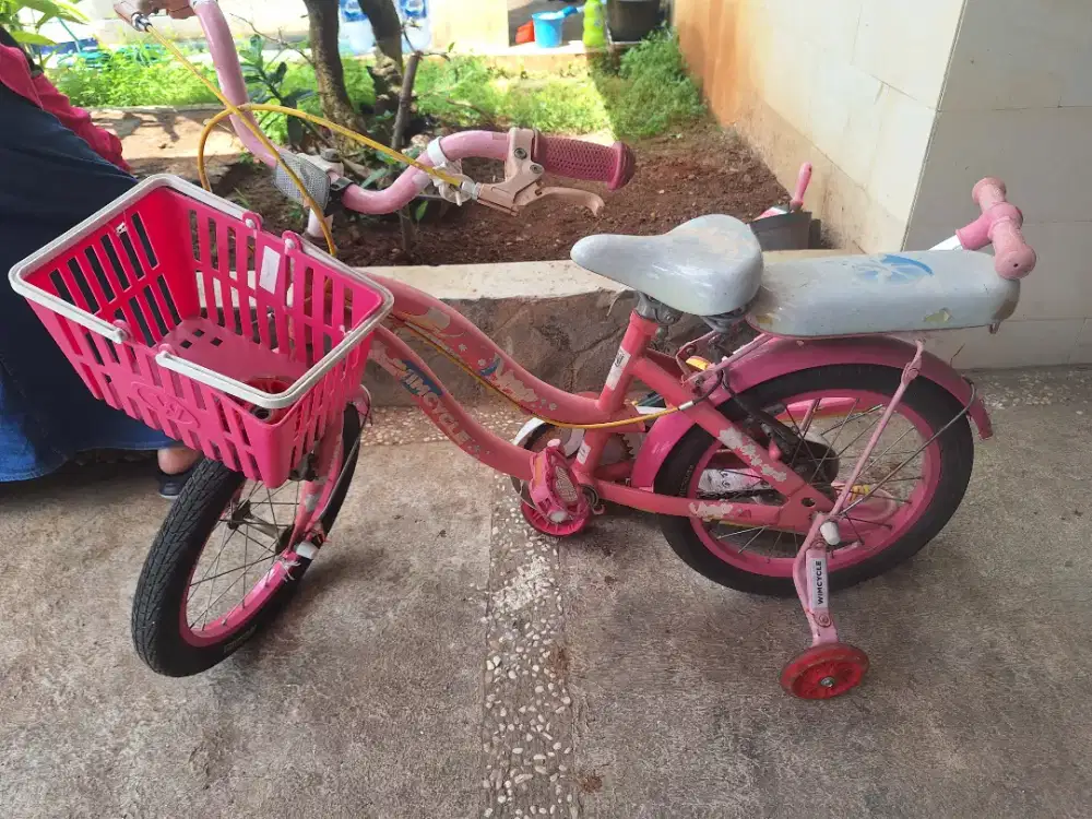 Obral sepeda dan secoter