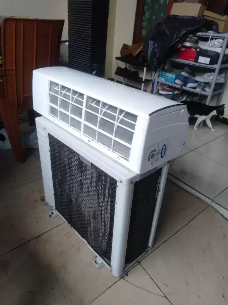 AC samsung kondisi masih bagus dan mulus