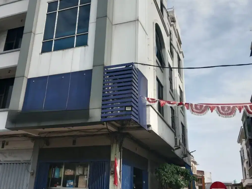 Ruko 4 Lantai Bagus HGB di Dupak Mutiara Lokasi Strategis