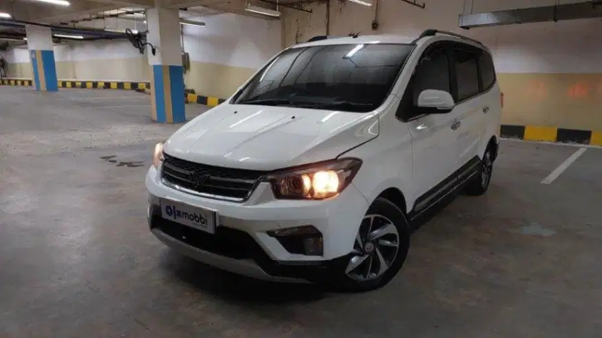 DP Rendah  5JT - Wuling Confero S 1.5 L Bensin-MT 2018 Putih