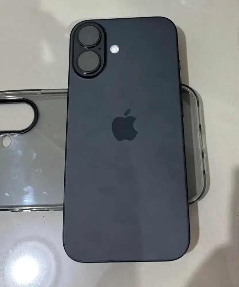 iBox iPhone 16 Black Mulus Like New | Battery Health 100%