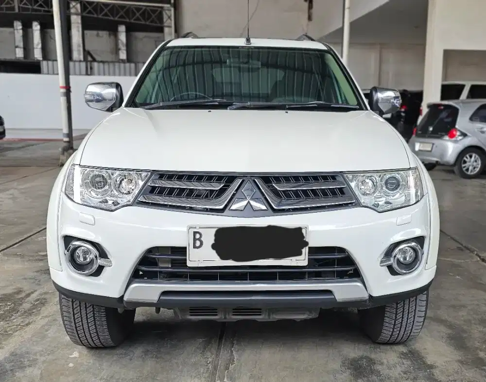 Mitsubishi Pajero Dakar AT 2013 Matic Putih Mulus Gress Siap Pakai