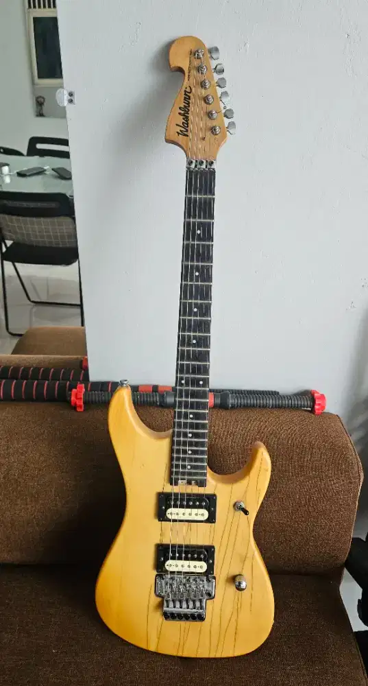 Gitar Washburn N2