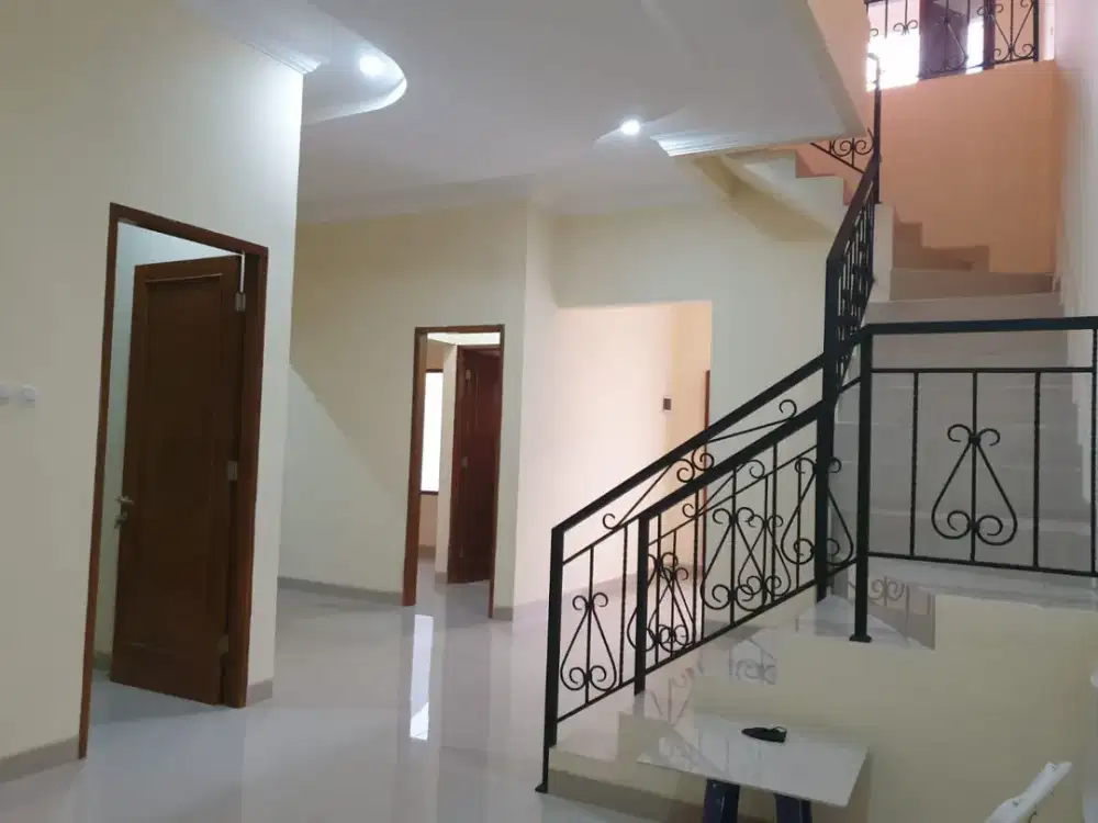 Dijual Rumah Bangunan Baru di Rawamangun