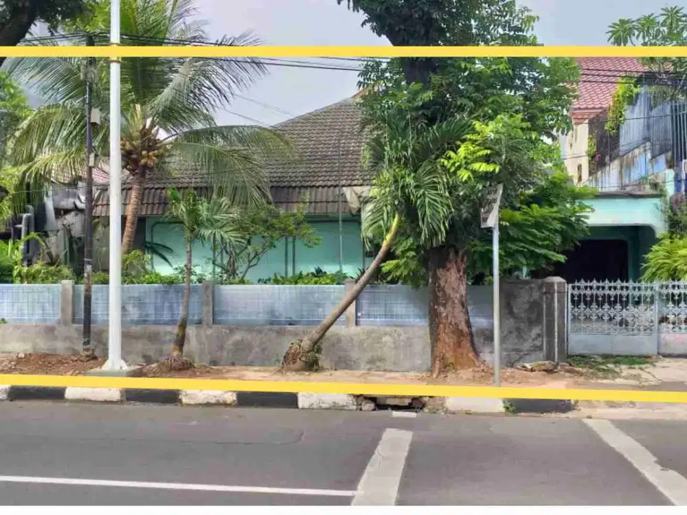 RUMAH HITUNG TANAH DI TEBET BARAT DALAM RAYA - LOKASI KOMERSIAL PALING HIDUP SIANG & MALAM - COCOK RESTO, CAFE, KANTOR, RUKO