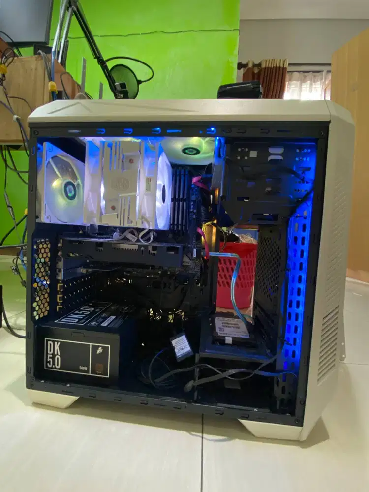 KOMPUTER PC GAMING - RYZEN 5 1500X GTX 1050Ti RAM 16GB STORAGE 350GB