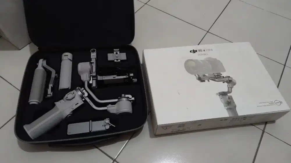 DJI RS4 MINI COMBO + Free Bag