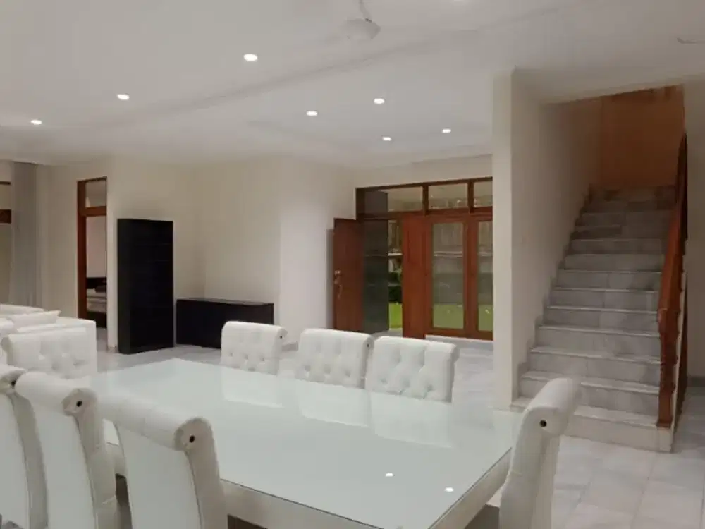 Rumah Mewah dengan Lokasi Premium di Jervois Park, TB Simatupang Jakarta Selatan