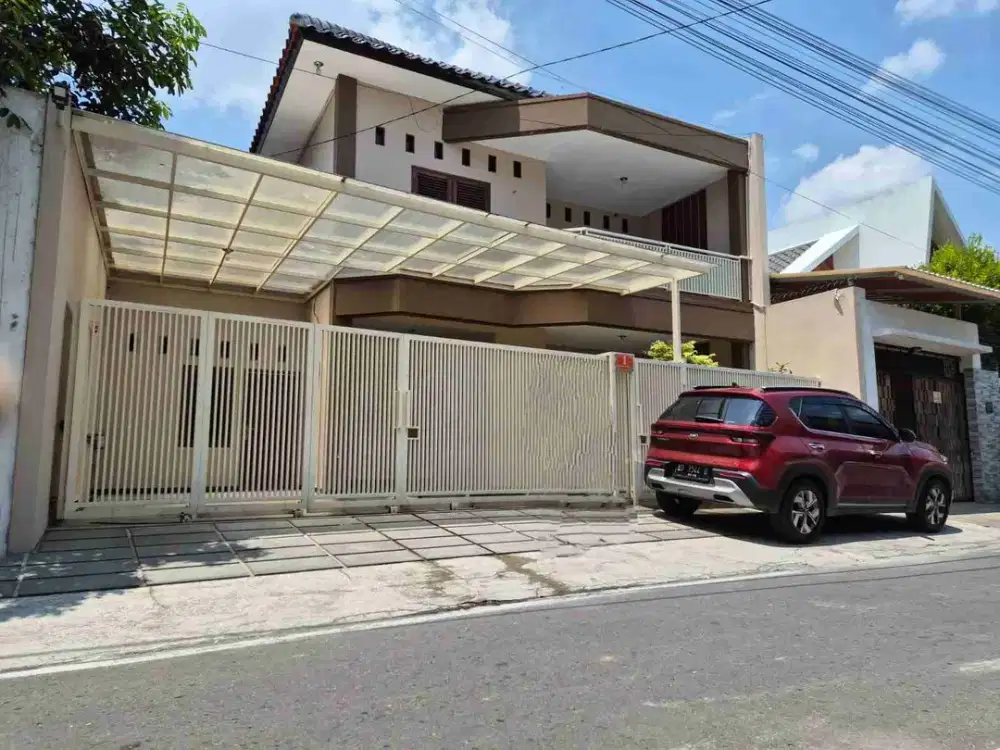 DIJUAL RUMAH BAGUS SUMBER BANJARSARI SOLO
