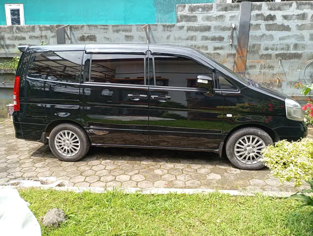Nissan Serena 2012 Bensin