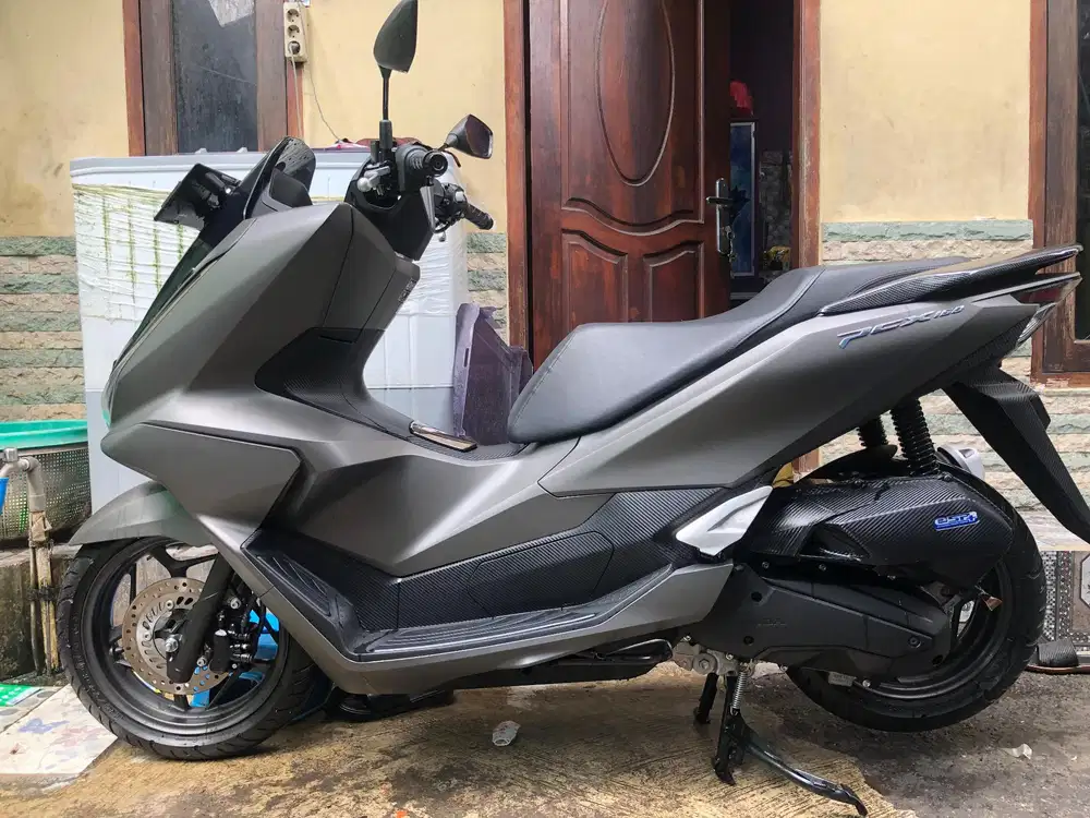 HONDA PCX LIKE NEW FULL ORISINIL BAGUS SS LNGKP SIAP PAKEK