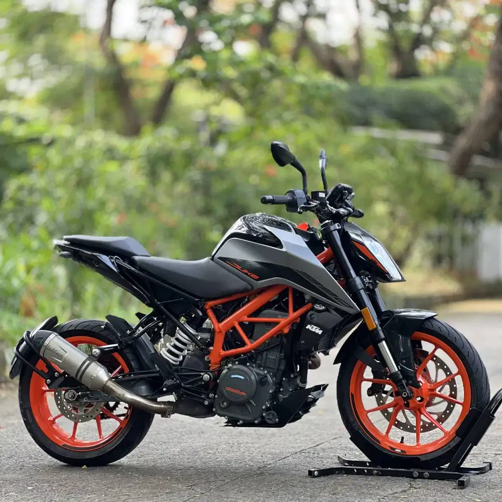KTM DUKE 390 ABS 2022 HITAM PAJAK PANJANG KM 6K SIAP TOURING