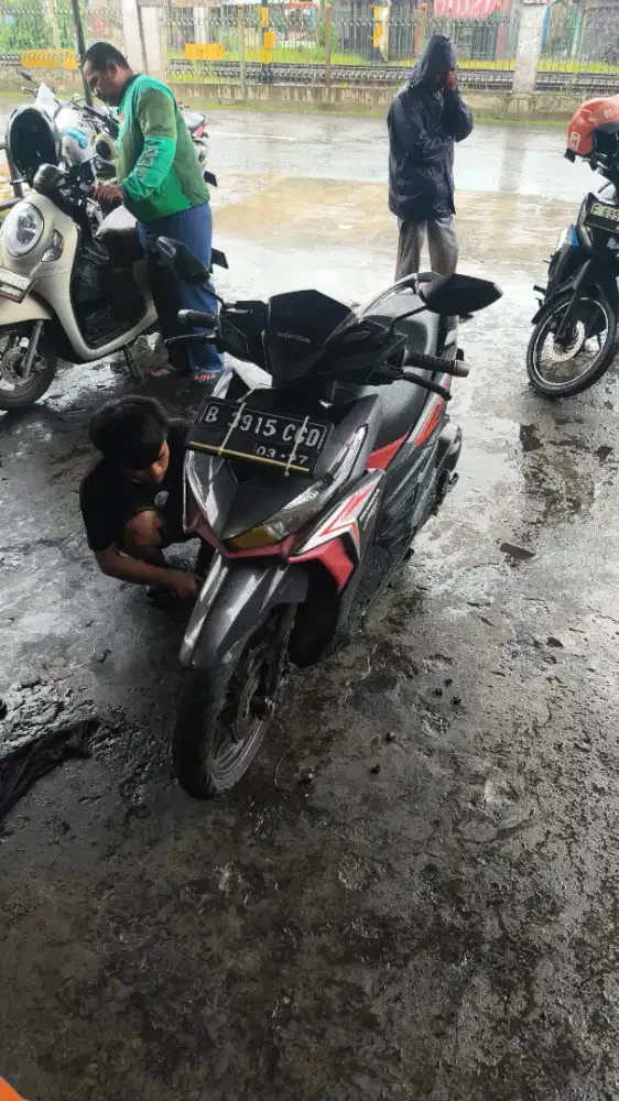 Vario 125 led old 2017