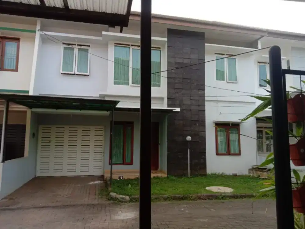 Rumah minimalis siap huni di cluster Gegerkalong Setiabudi bandung