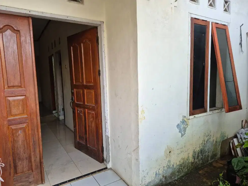 SEWA KONTRAKAN RUMAH 2 KAMAR BULANAN TAHUNAN