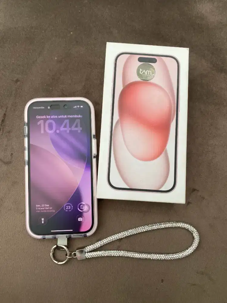 Iphone 15 pink 128 ibox garansi 6bln lagi