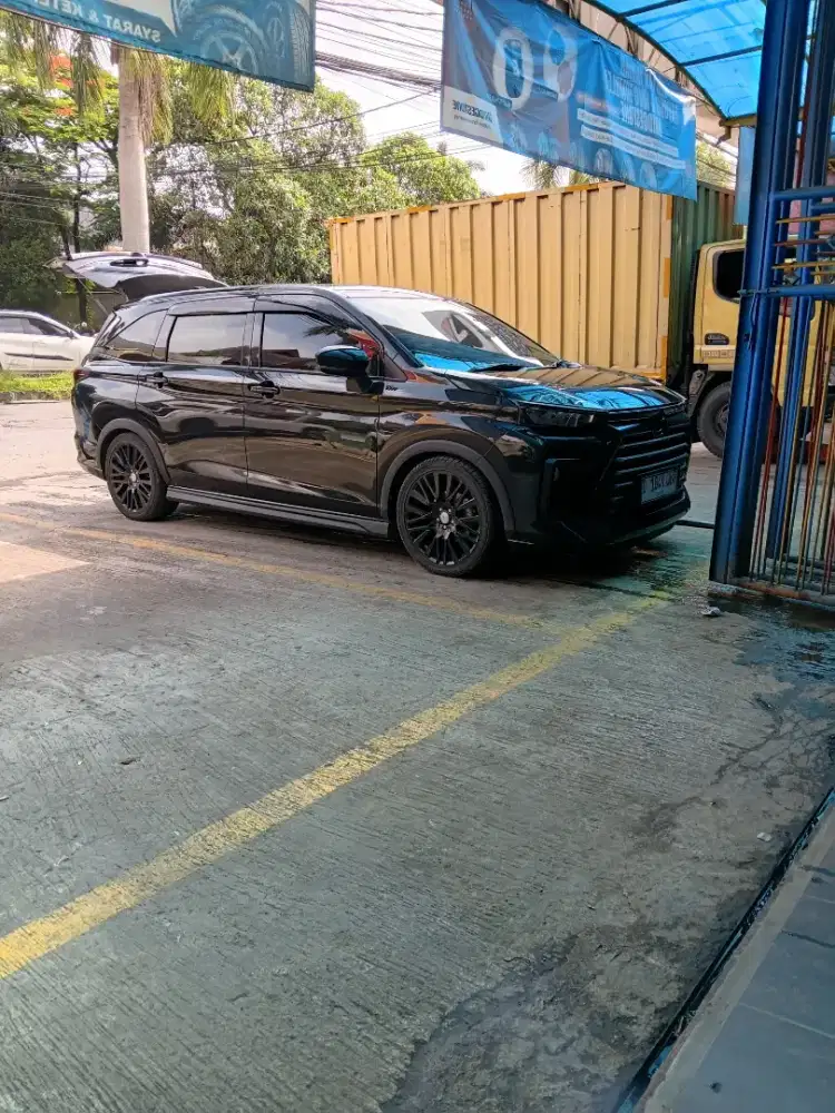 Jual velg R 18  /5 x100 avanza /senia