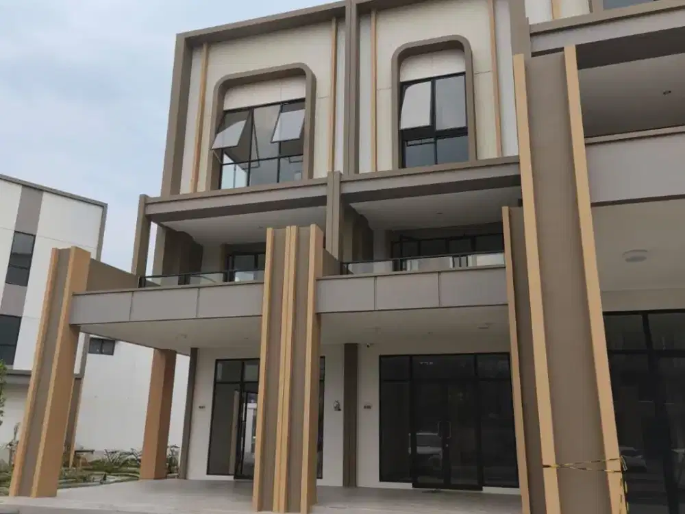 Ruko Illago Grande Gading Serpong 3 Lantai Hadap Jalan Ada Diskon jika Sewa 2Th