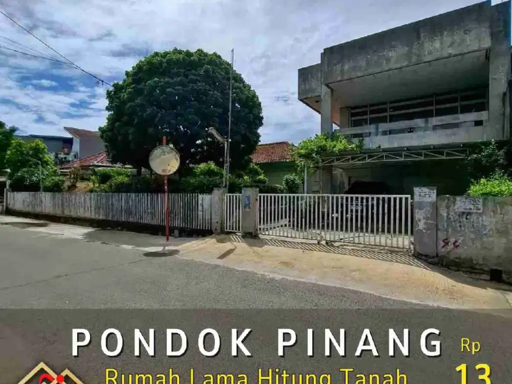 DIJUAL RUMAH LAMA HITUNG TANAH JALAN BISA 2 MOBIL TANAH BENTUK KOTAK DI PONDOK PINANG JAKARTA SELATAN