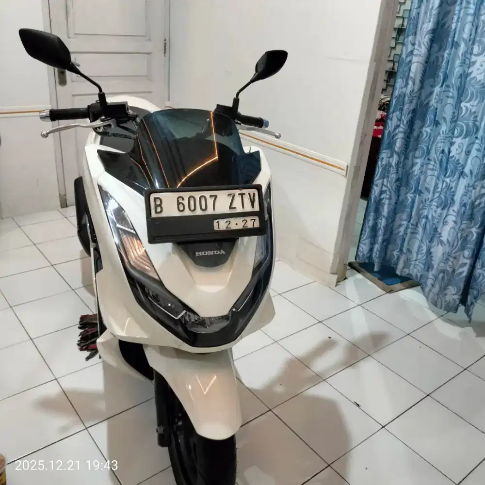 Dijual Cepat Honda PCX CBS Tahun 2022