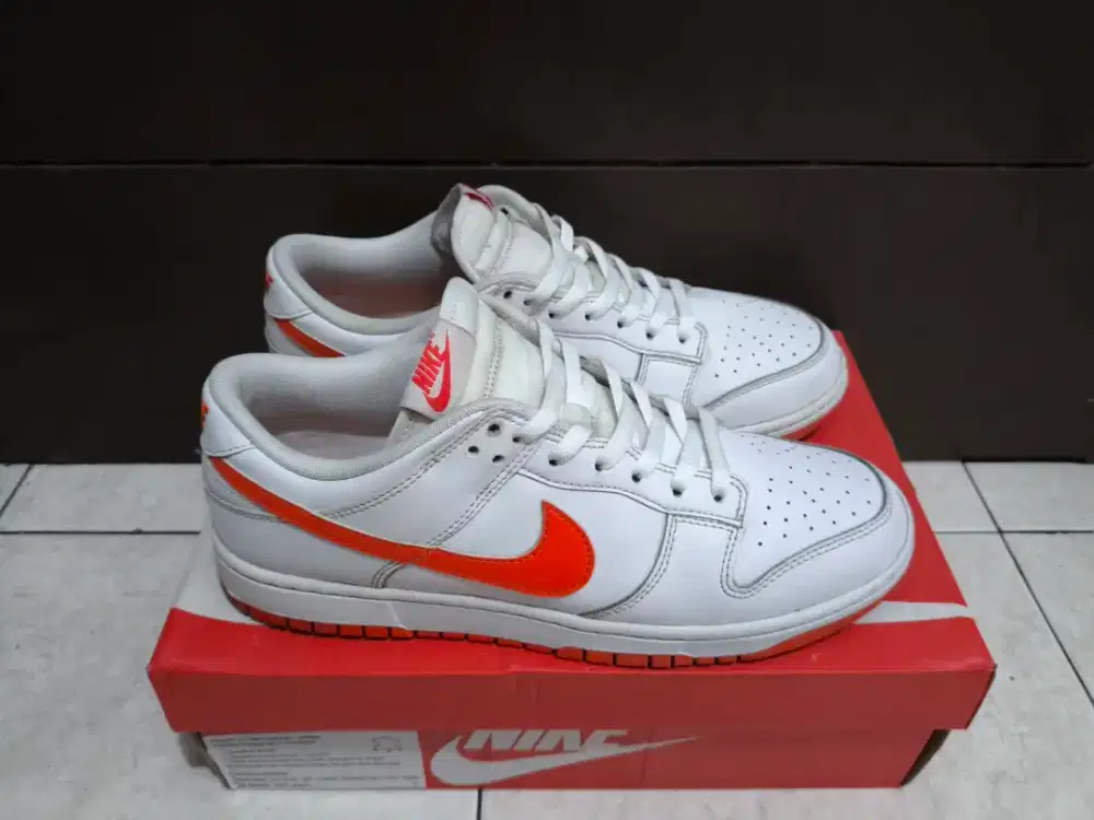 Sepatu Nike Dunk Low Retro