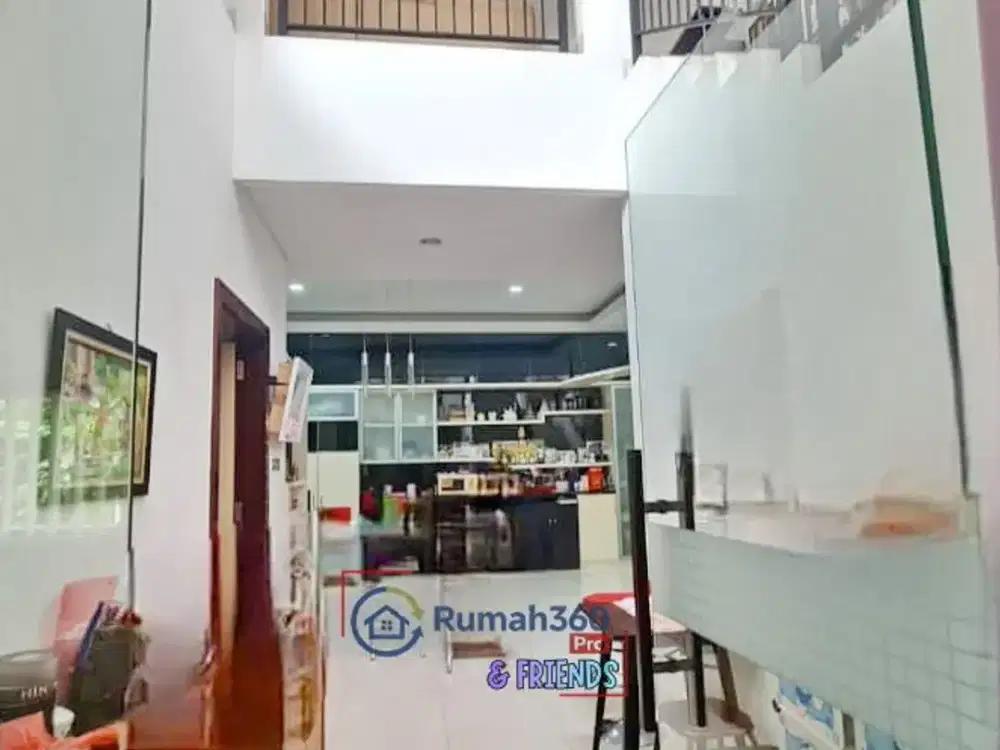 Jual Rumah Besar dengan Rooftop Versailles Residence BSD Tangerang VS08