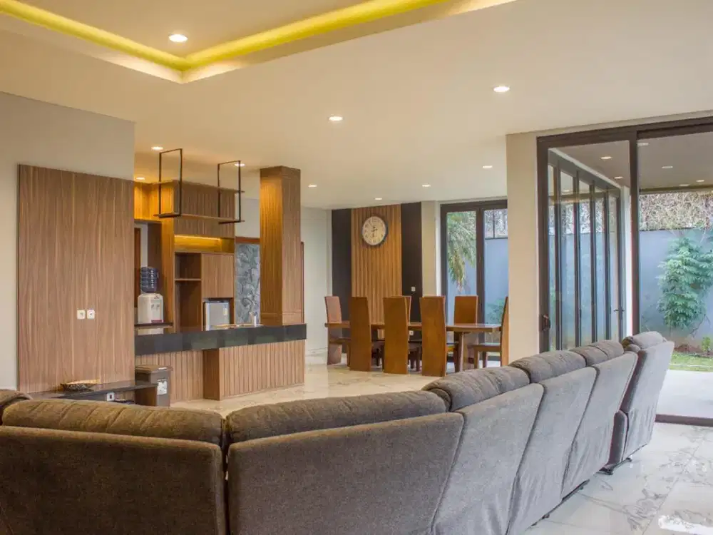 Dijual Villa Full Furnished Siap Huni Lokasi Strategis di Resort Dago Pakar Bandung