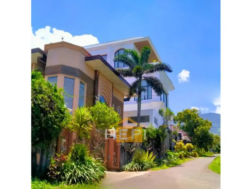 Dijual Villa di Bandungan Dekat green valley