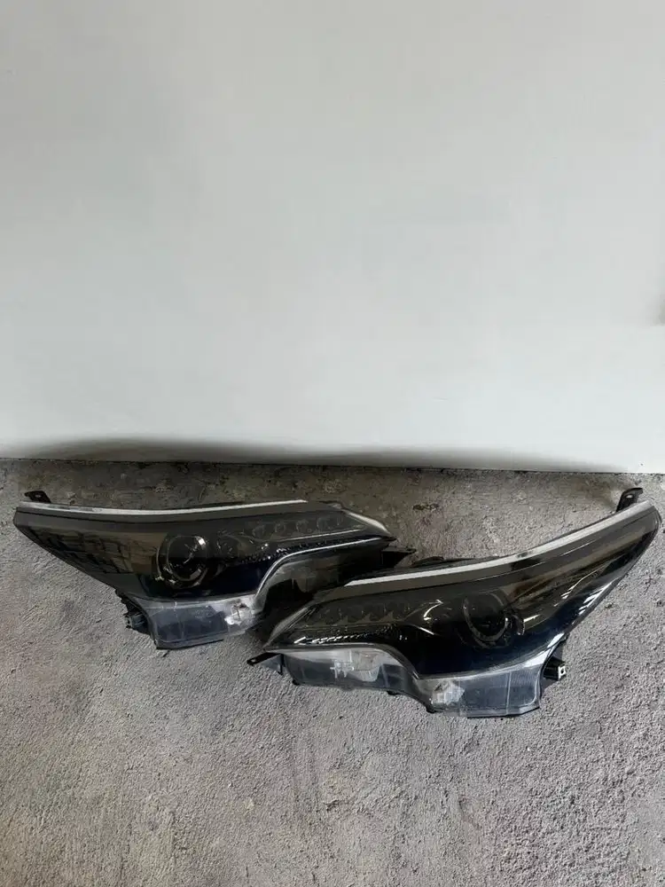 Headlamp copotan original FORTUNER vrz 2019