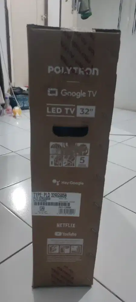 TV Polytron 32 inci