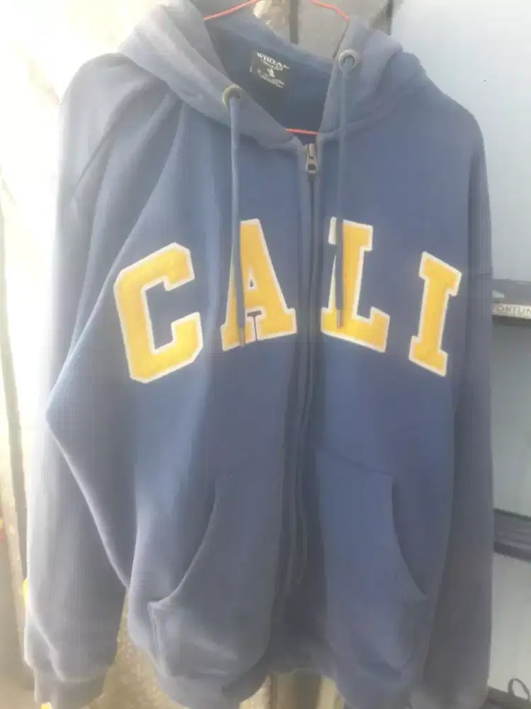 hoodie biru sz L zipper