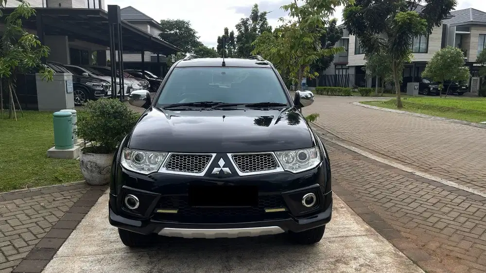 (Low Km60ribu)Mitsubishi Pajero Sport 2.5 Dakar LIMITED AT Diesel 2013
