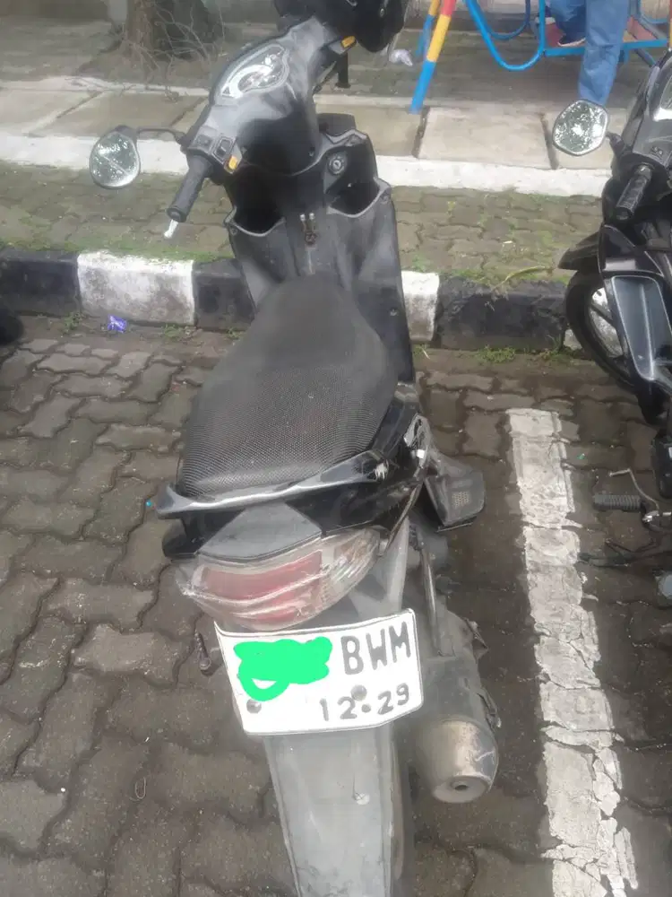 Motor standar banget
