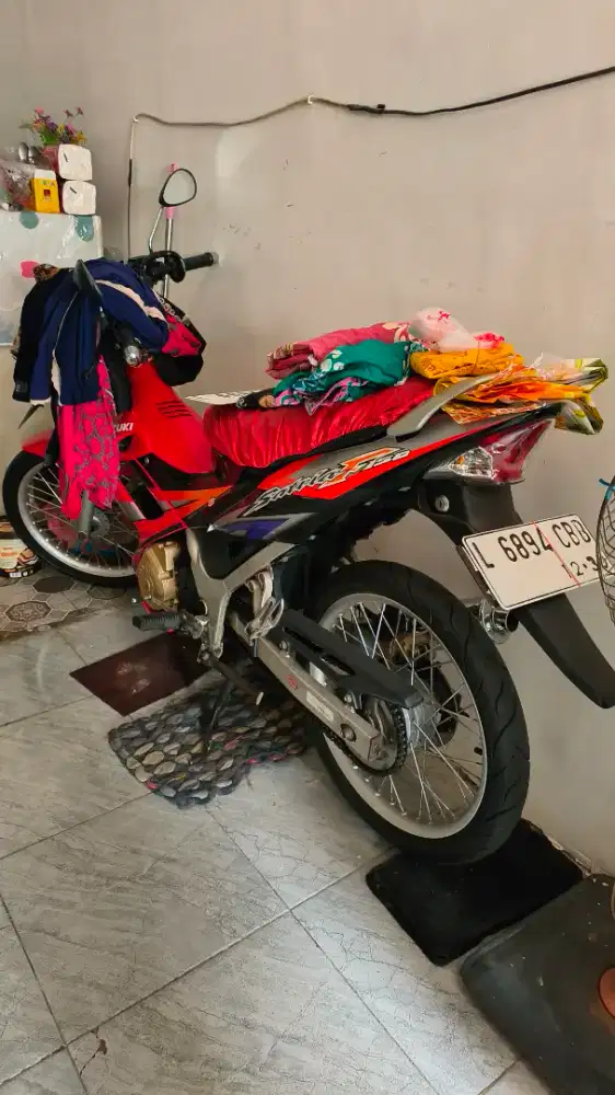 Suzuki satria Fu 2005 Built up Thailand barang simpanan surat baru